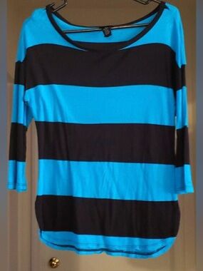 Rue21 Blue Black Striped Top Size S Casual Soft Stretch 3/4 Sleeve